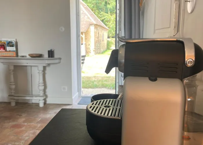 D'hote A La Grande Noe Bed & Breakfast 3*